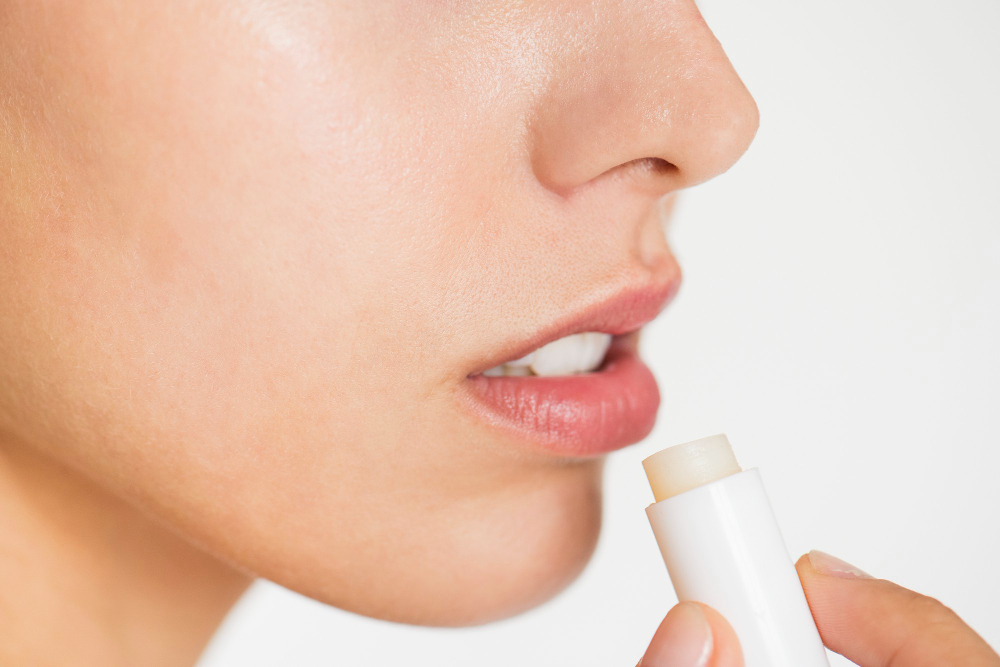 Como hidratar os lábios no frio e evitar rachaduras? 2 evitar labios secos
