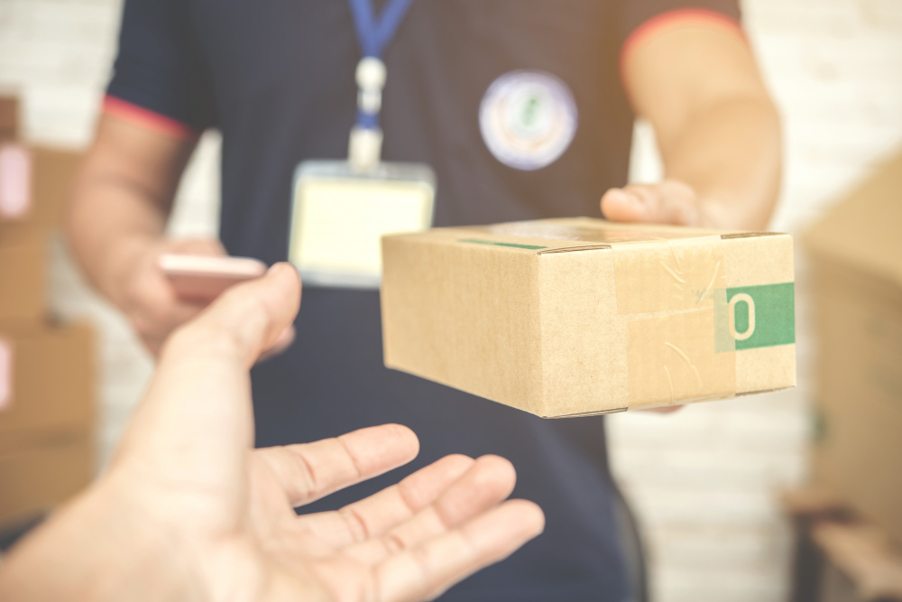 Correios x Transportadoras Privadas: Qual é o Melhor para Enviar Seus Produtos? 3 pacote correio